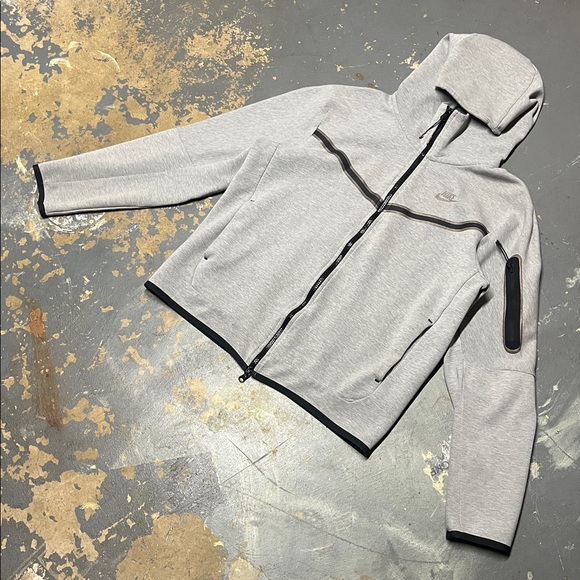 Nike tech - Picture 2 of 8